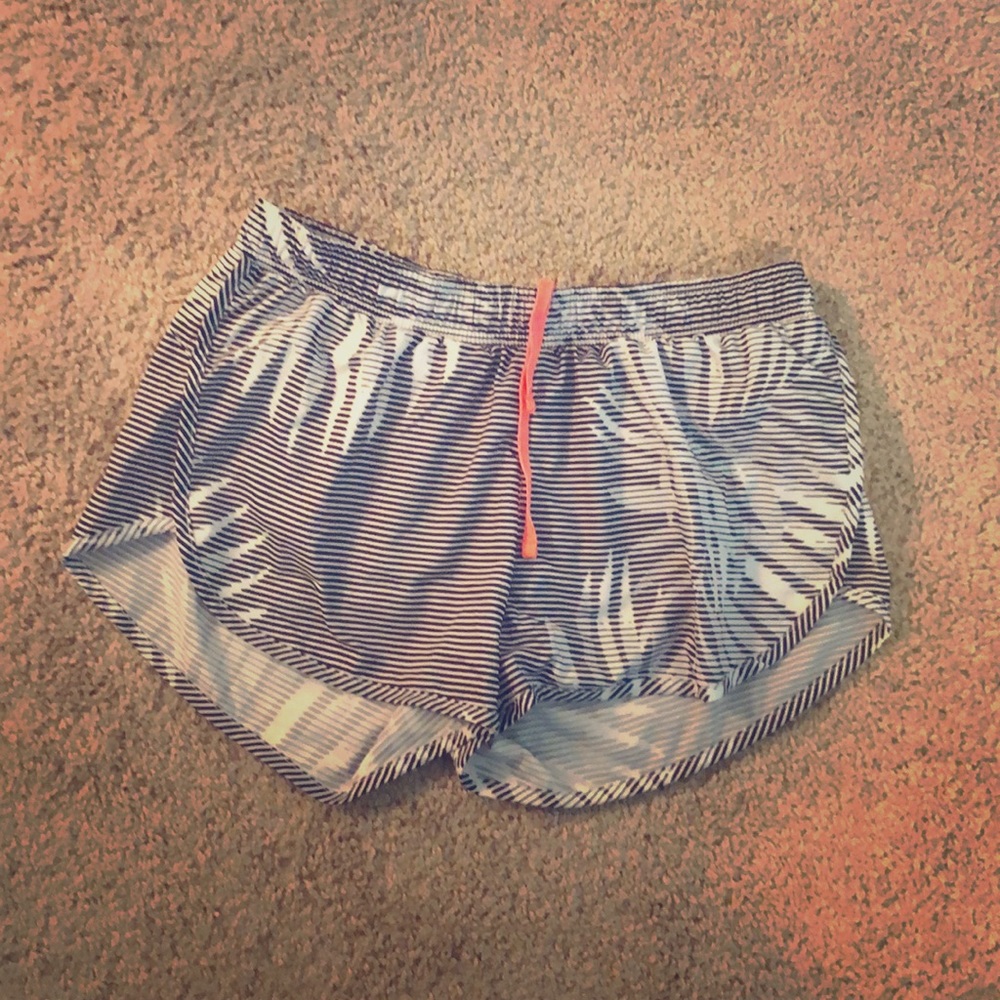 Old Navy 💪🏻 Running Shorts
